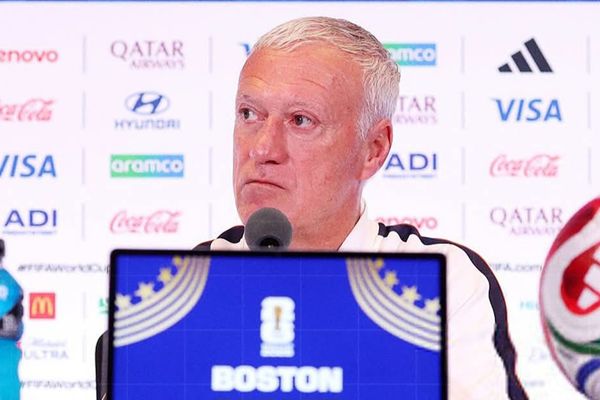 ديشان يعلّق على لقطة بوفال: "القرارات التحكيمية تُرى من زوايا مختلفة ولا يمكن تغيير ما حدث"