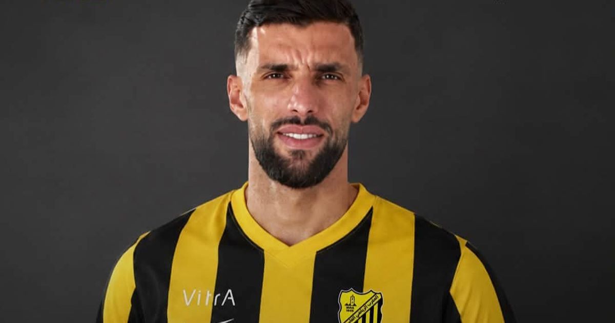 عادل الرحيلي