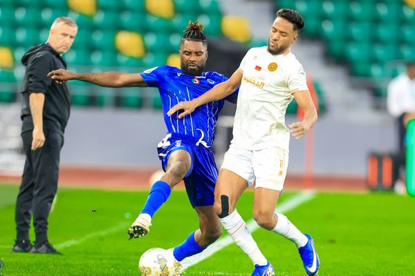 الهلال السوداني يتقدم بطلب عاجل للكاف بتأجيل قمة الجيش الملكي ونهضة بركان
