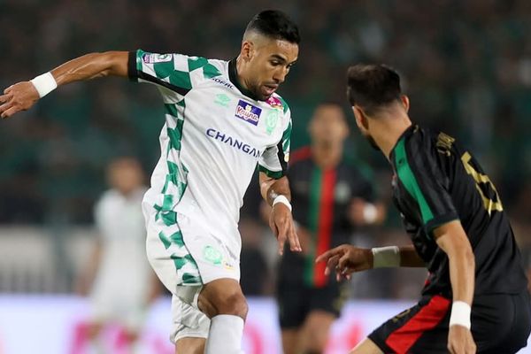 الجيش الملكي يطرح تذاكر الكلاسيكو أمام الرجاء ويحدد أثمنها في 60 درهما لجماهيره و 70 للنسور