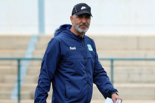 أولمبيك الدشيرة ينفصل عن المدرب مراد الراجي بالتراضي